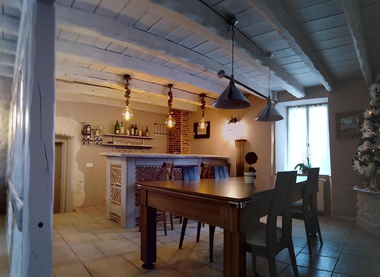Le Domaine Des Papillons Hotel Beaujeu-Saint-Vallier-et-Pierrejux Luaran gambar