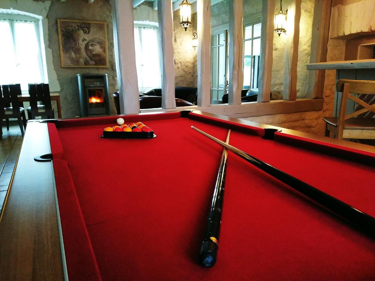 Le Domaine Des Papillons Hotel Beaujeu-Saint-Vallier-et-Pierrejux Luaran gambar